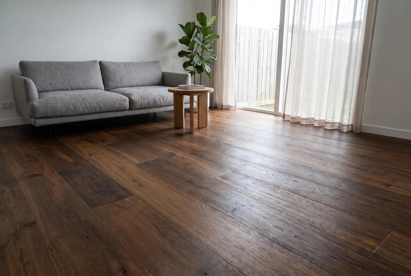 Oak Arizona in an interior