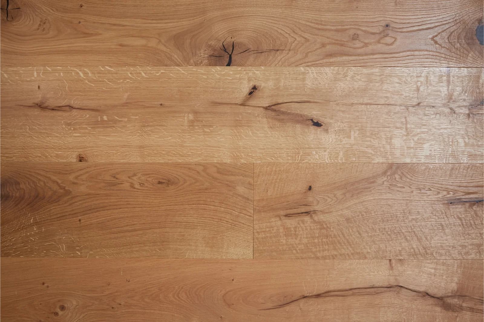 Oak Charleston in an interior